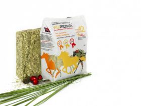 Equilibrium Vitamunch Heavenly Hedgerow Hay Block 1kg -  Equilibrium